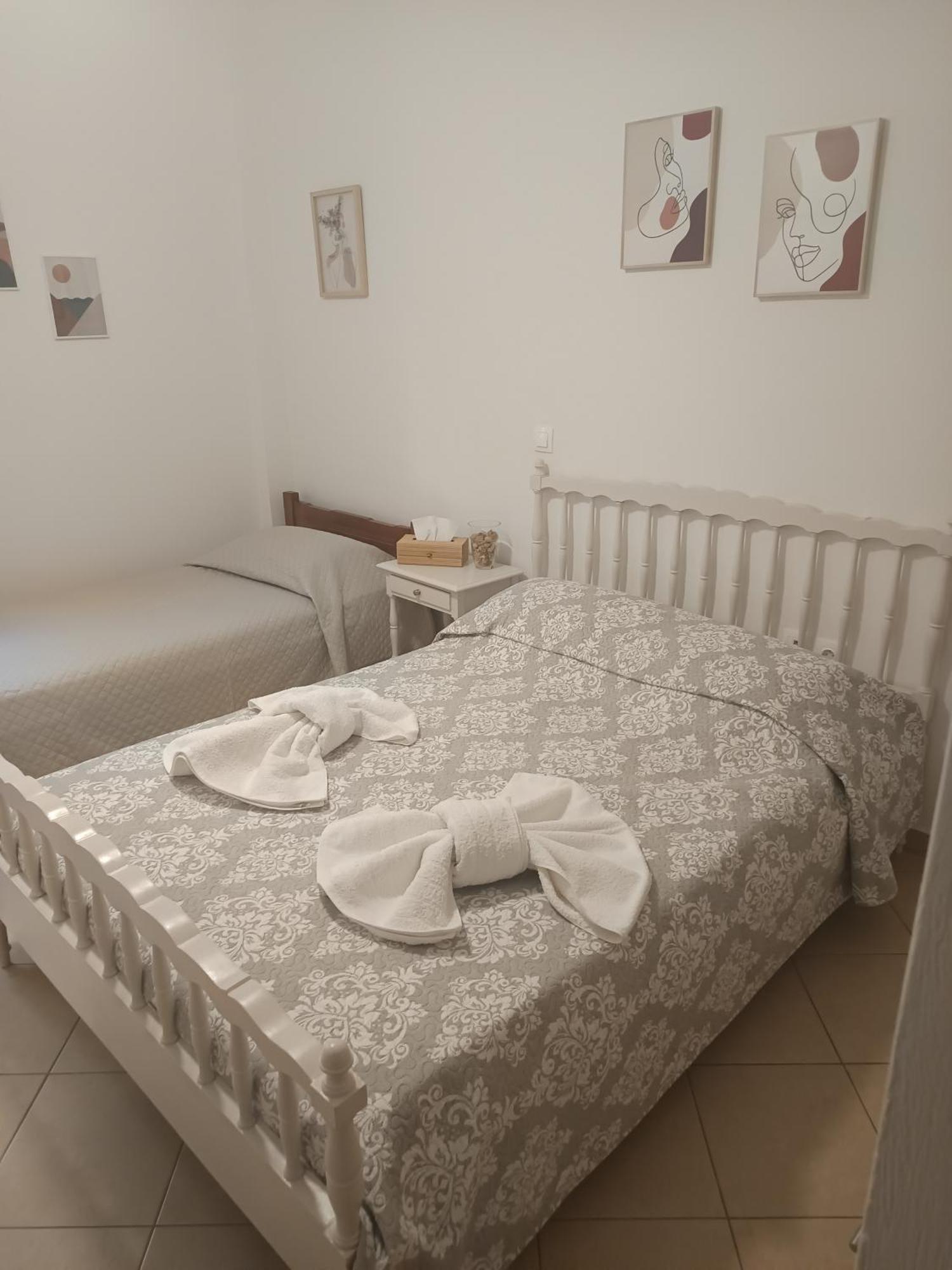 Ferienwohnung Airport Anasta Casa Artemida  Exterior foto